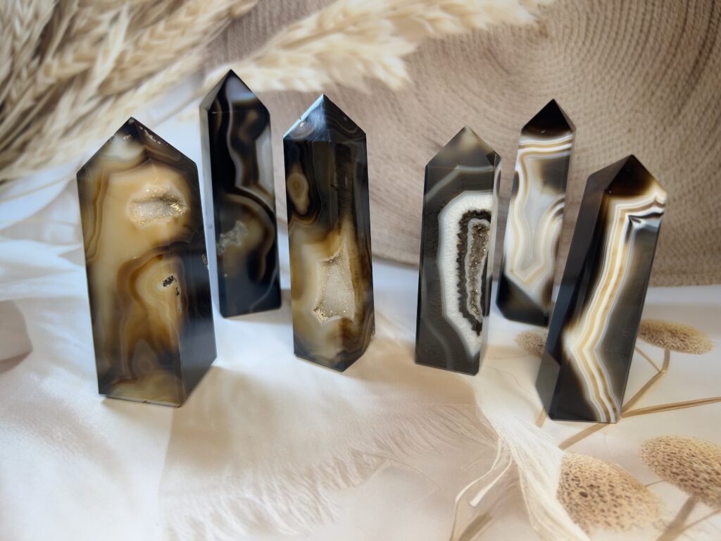 Black Agate / Sulemani Hakik Tower