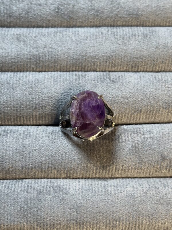 Amethyst Oval Ring
