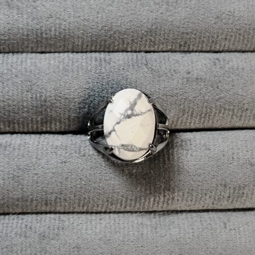Howlite Ring