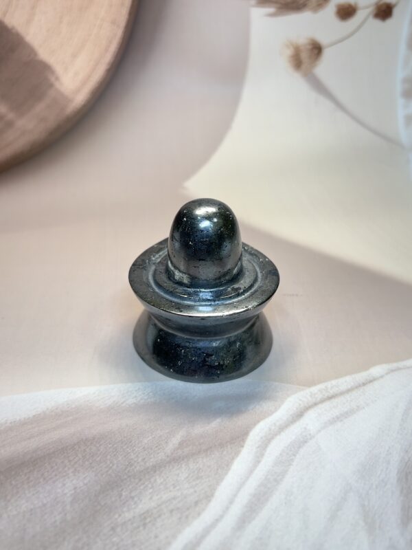 IMG_0093 Hematite Jaladhari Shivling