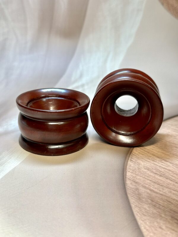 IMG_3961 Brown Sphere Holder