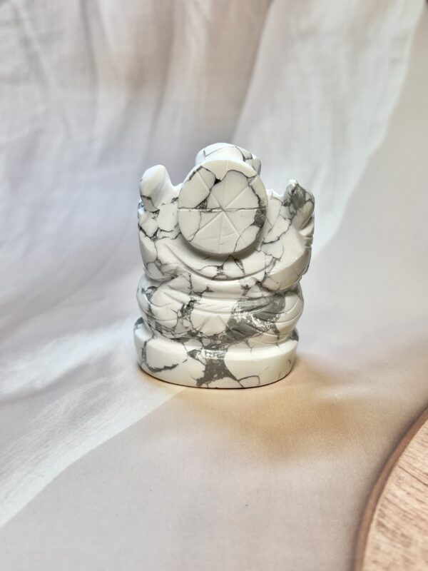 Howlite Ganesh Ji
