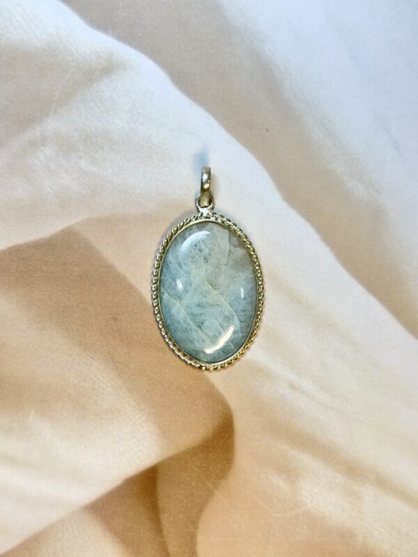 Natural Aquamarine Pendant
