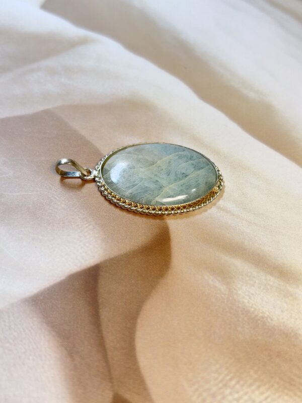 Natural Aquamarine Pendant