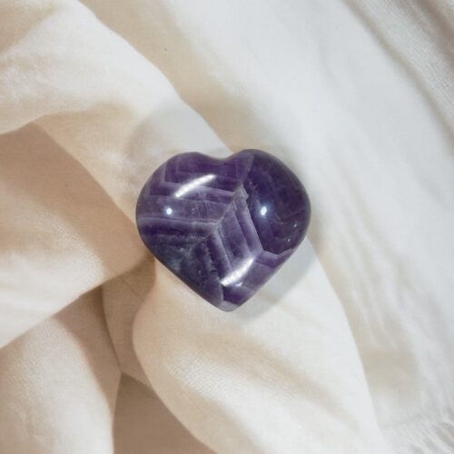 African Amethyst Heart • 114 GM