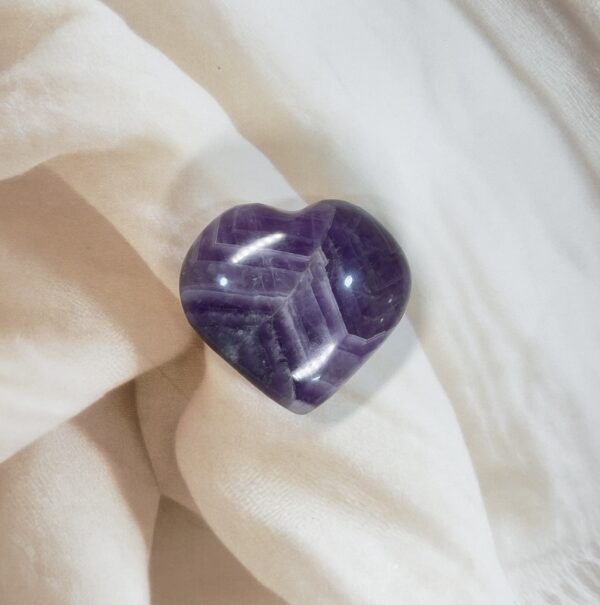 IMG_0350 African Amethyst Heart • 114 GM