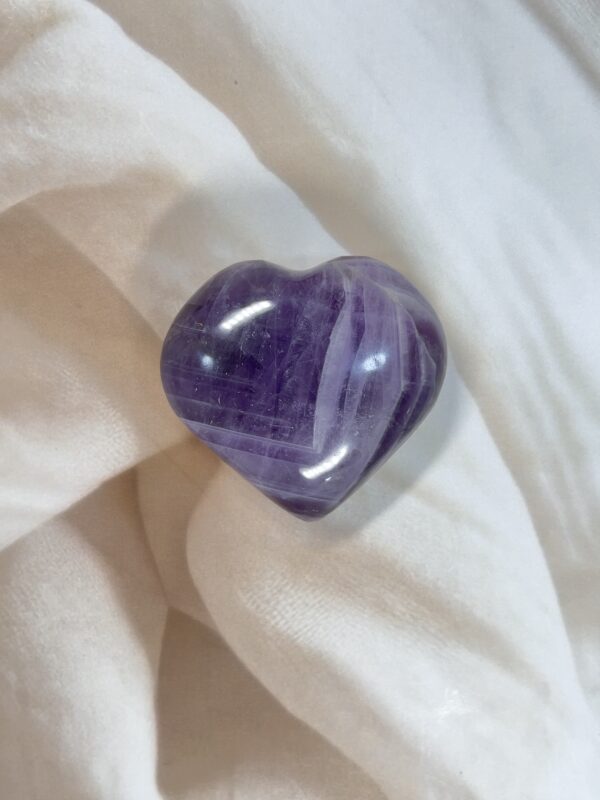 IMG_0351 African Amethyst Heart • 114 GM