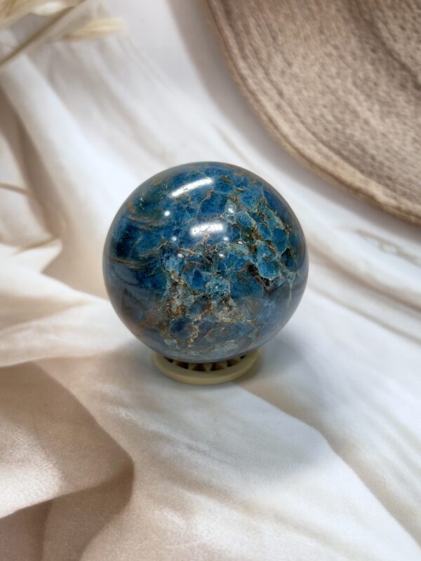 IMG_0389 Blue Apatite Sphere 383 GM