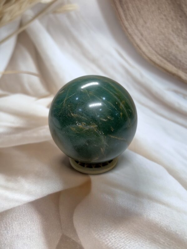 Green Jade Sphere 293 GM