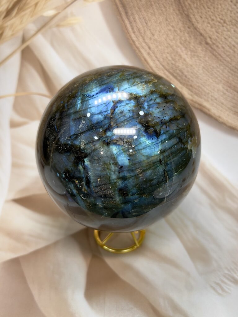 Exclusive Labradorite Sphere 3.002 KG