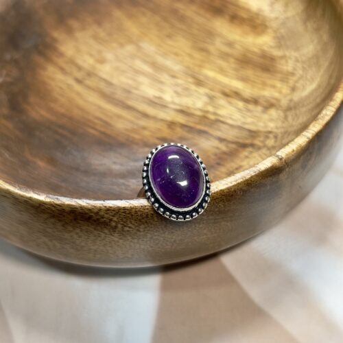 Vibrant Amethyst Ring