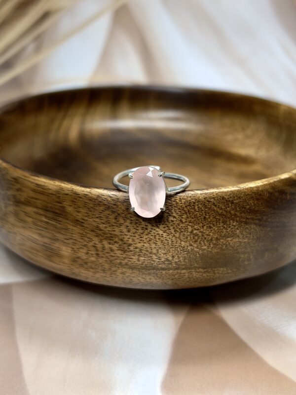 Vibrant Blush-Pink Rose Quartz Ring