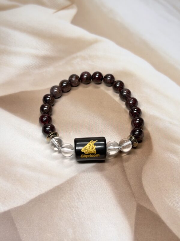 IMG_0868 Capricorn Zodiac Bracelet 7 Inch | Almandine Garnet + Clear Quartz
