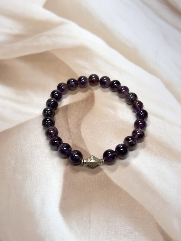Amethyst Bracelet | 7.5 Inch | 8MM