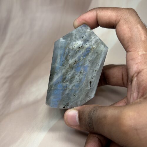 Multi-Flash Labradorite Freeform | 237 GM