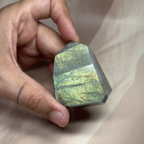 Green-Flash Labradorite Freeform | 85 GM