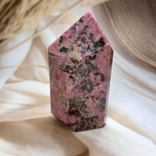 Rhodonite Freeform | 375 GM