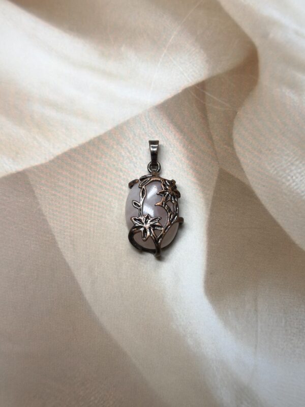 Rose Quartz Bloom Pendant