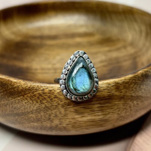Teardrop Blue-Green Flash Labradorite Ring | German Silver